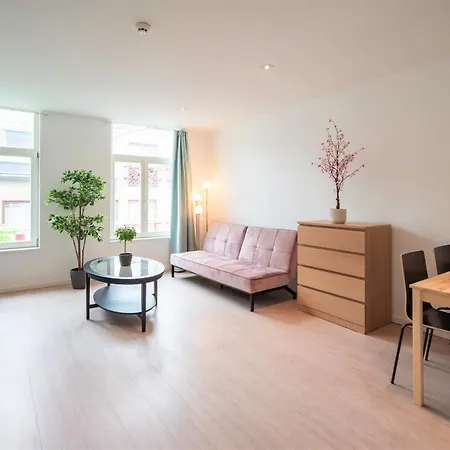 The Fashion Street Appartement *